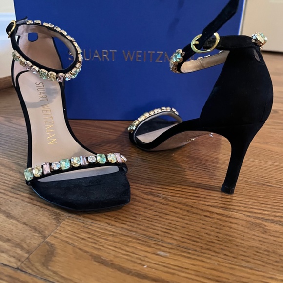 Heels - Picture 4 of 5